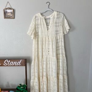 Elegant Cream Maxi Dress